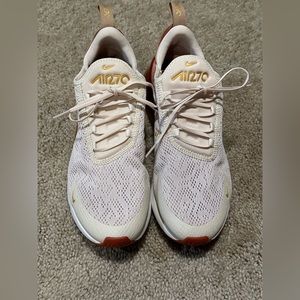 *GENTLY USED* Women Nike Air Max 270 Light Cream Terra Blush Shoes Sz 9 AH6789